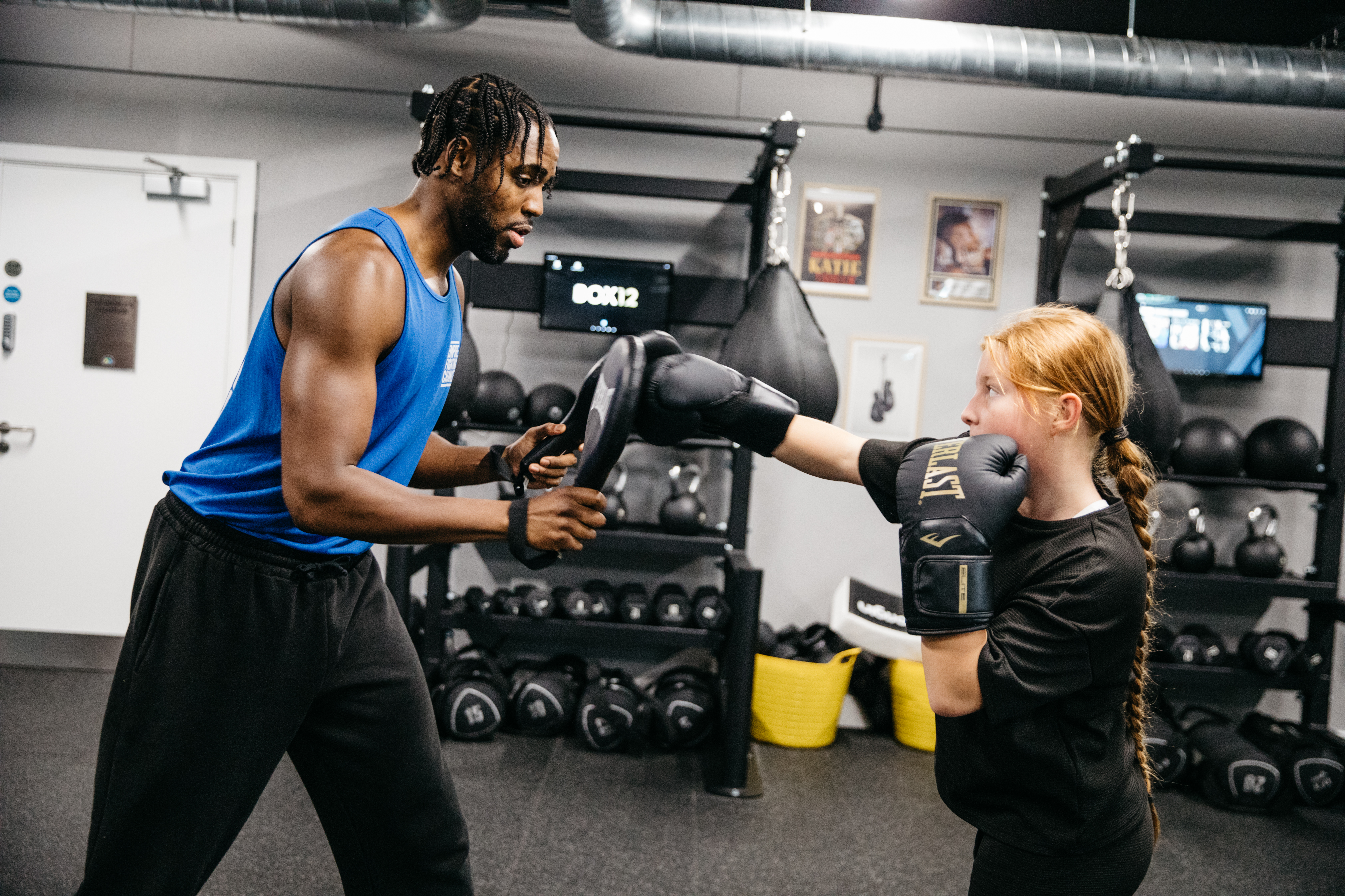 3V2a2150photoshop Reedit