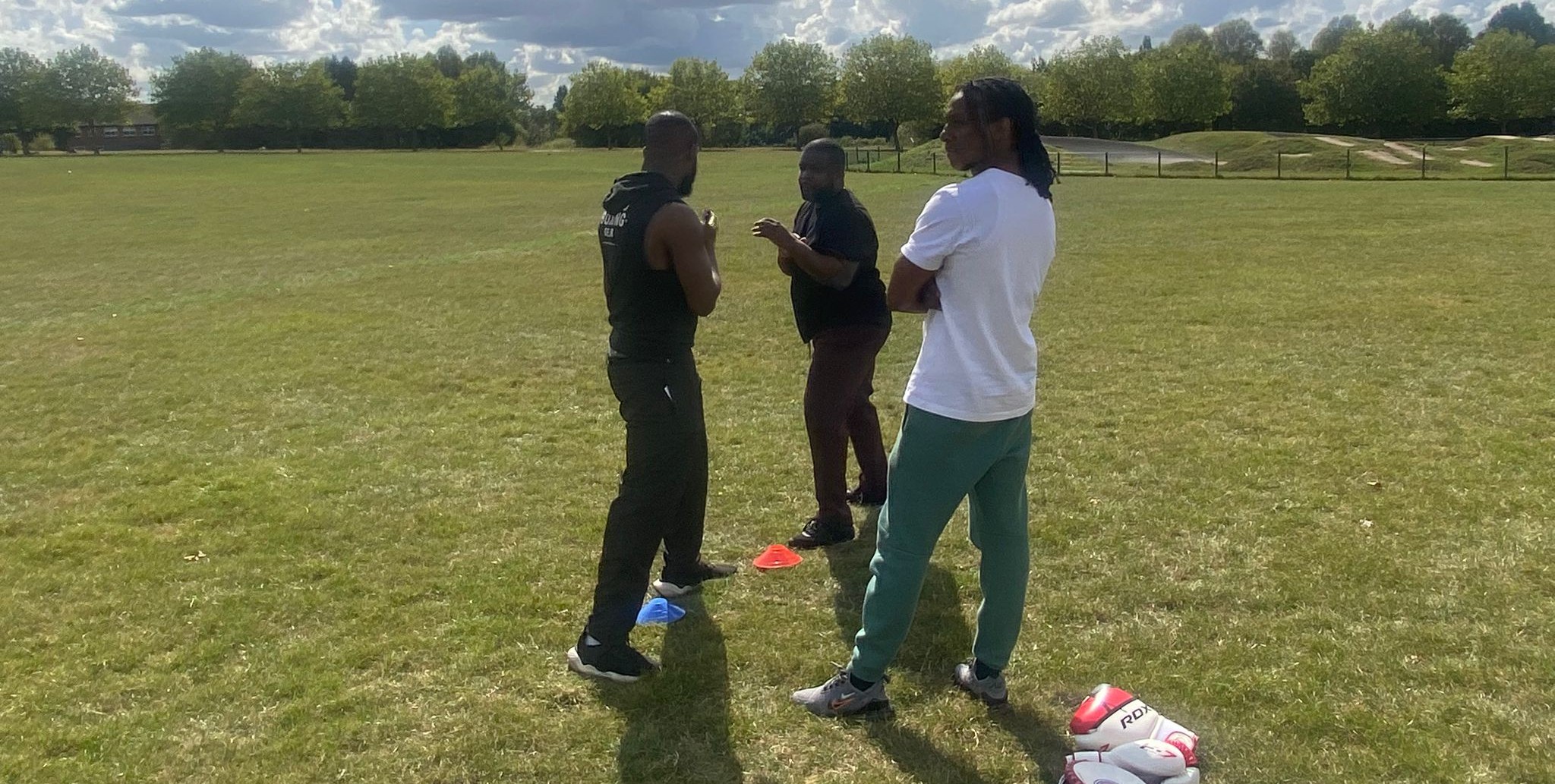 PHOTO 2025 09 17 16 08 388 (1)